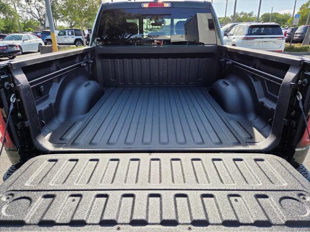 2026 Ram 1500 Lone Star Crew Cab 4x4 57 Box