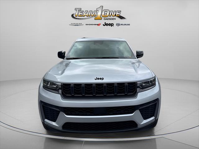 2026 Jeep Grand Cherokee L Altitude 4x4