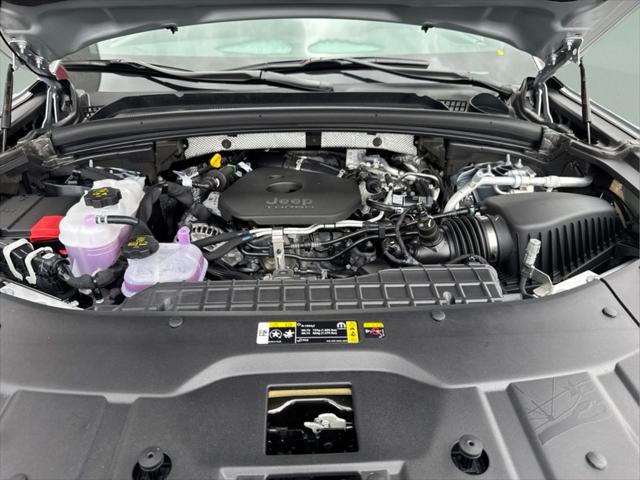 2026 Jeep Grand Cherokee L Altitude 4x4