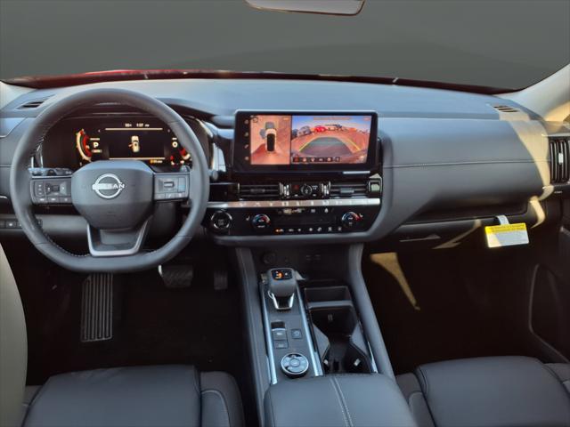 2026 Nissan Pathfinder SL