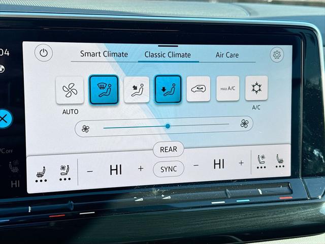 2026 Volkswagen Atlas SE with Technology