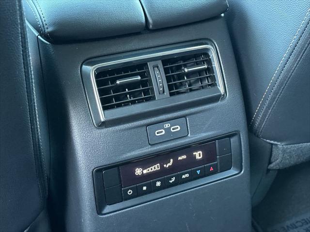 2024 Mazda X-90 3.3 Turbo Preferred Plus