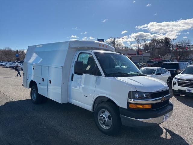 2026 Chevrolet Express Cutaway Work Van