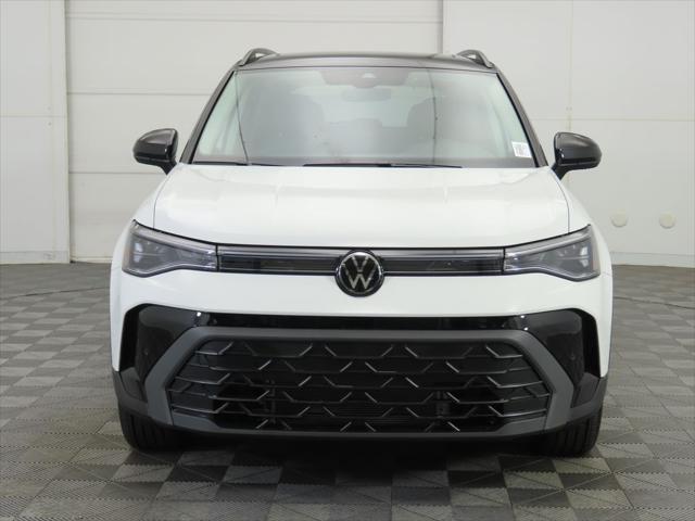 2026 Volkswagen Taos SE Black