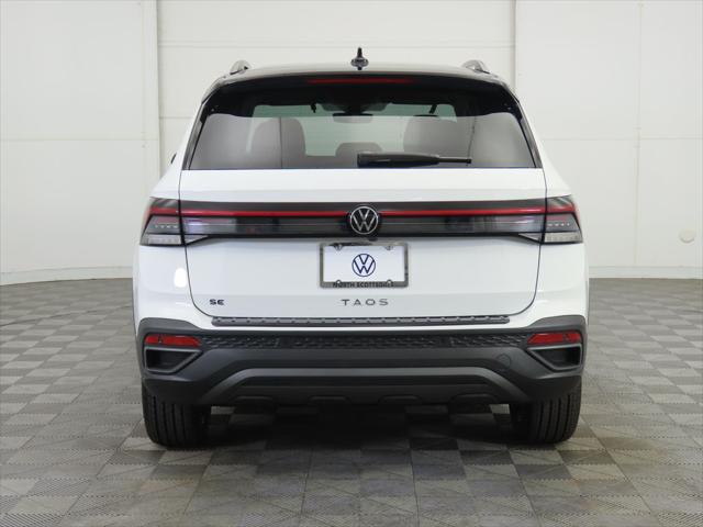 2026 Volkswagen Taos SE Black