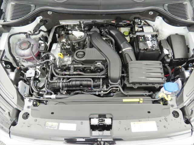 2026 Volkswagen Taos SE Black