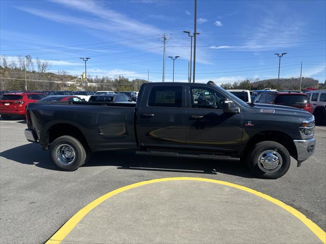 2026 Ram 3500 Tradesman Crew Cab 4x4 8 Box
