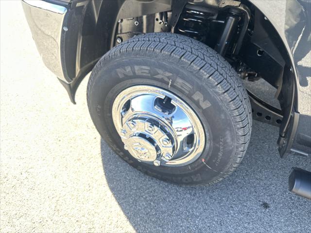 2026 Ram 3500 Tradesman Crew Cab 4x4 8 Box