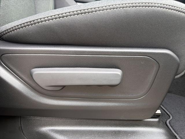 2026 Ram 1500 Big Horn Crew Cab 4x4 6'4" Box