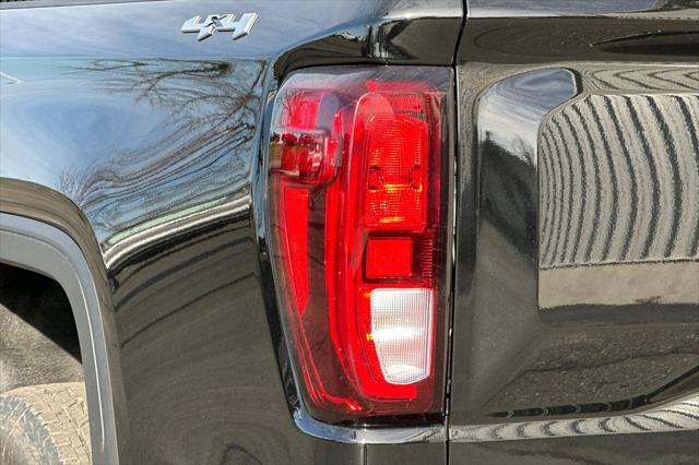2026 GMC Sierra 1500 Double Cab, Standard Bed, SLE, 4WD