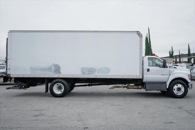 2017 Ford F-650 Base
