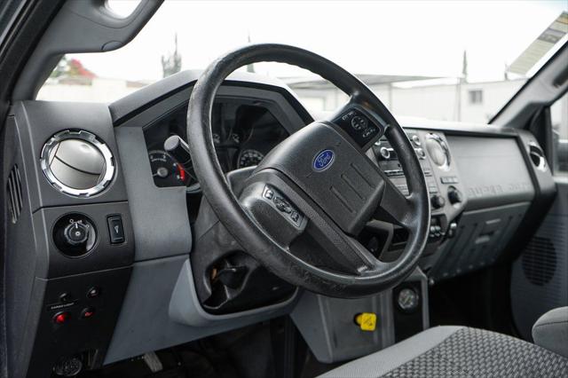 2017 Ford F-650 Base