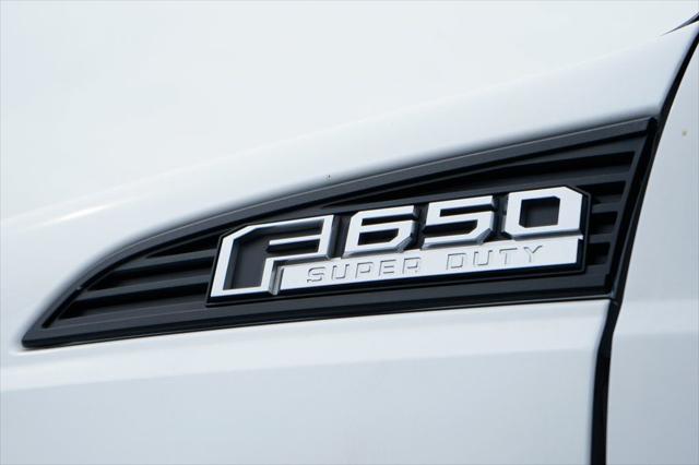 2017 Ford F-650 Base