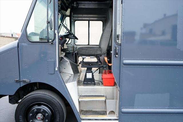 2020 Freightliner MT45G Walk-In Van