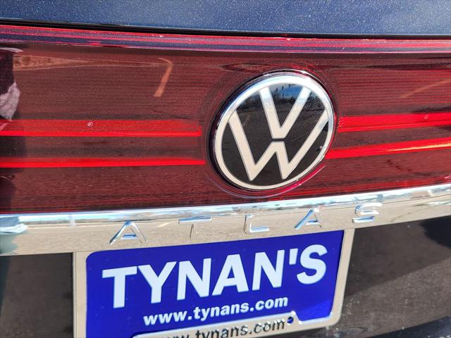 2026 Volkswagen Atlas SE with Technology