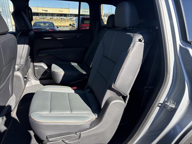 2026 GMC Acadia AT4 AWD