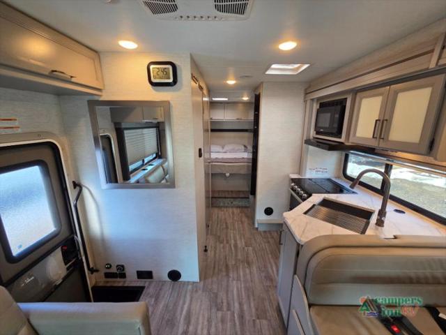 2025 Ford E-450 Cutaway Unknown