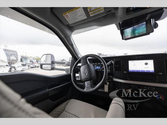 2027 Ford 600 XLT