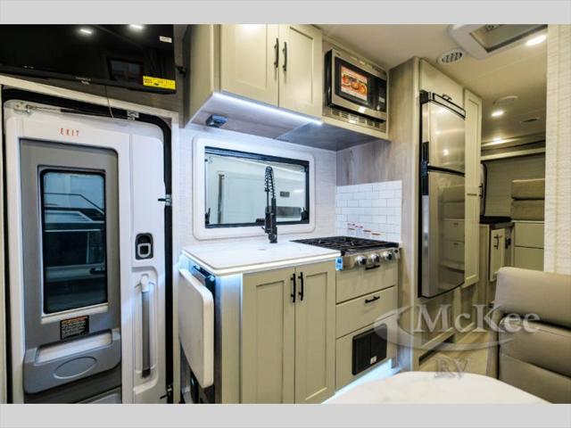 2026 Mercedes-Benz Sprinter 3500XD Chassis Standard Roof 4-Cyl Diesel HO