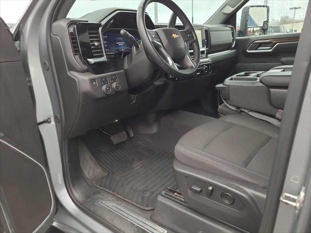 2025 Chevrolet Silverado 2500HD 4WD Crew Cab Long Bed LT