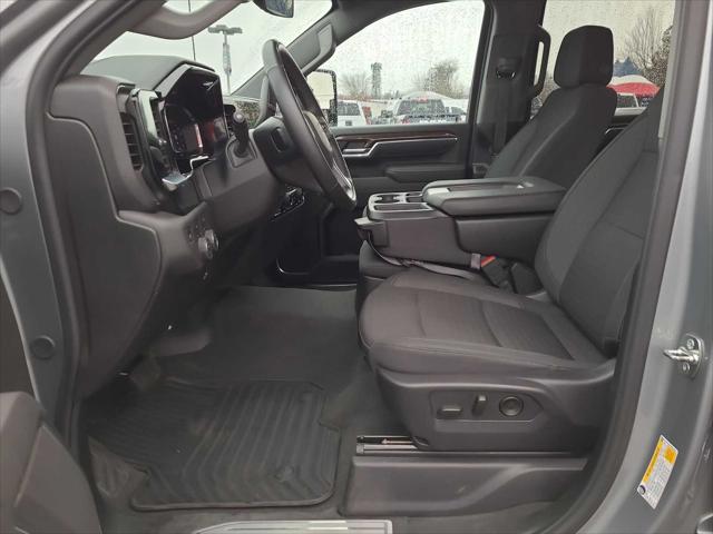 2025 Chevrolet Silverado 2500HD 4WD Crew Cab Long Bed LT