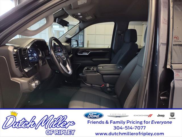 2022 GMC Sierra 1500 4WD Crew Cab Short Box Elevation