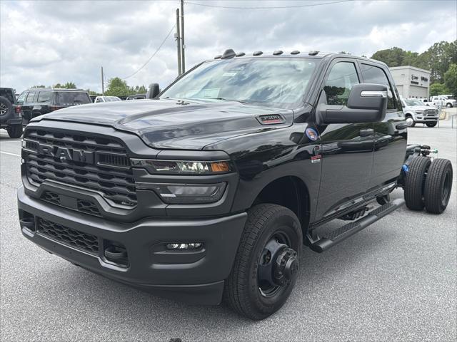 2026 RAM Ram 3500 Chassis Cab RAM 3500 TRADESMAN CREW CAB CHASSIS 4X4 60 CA