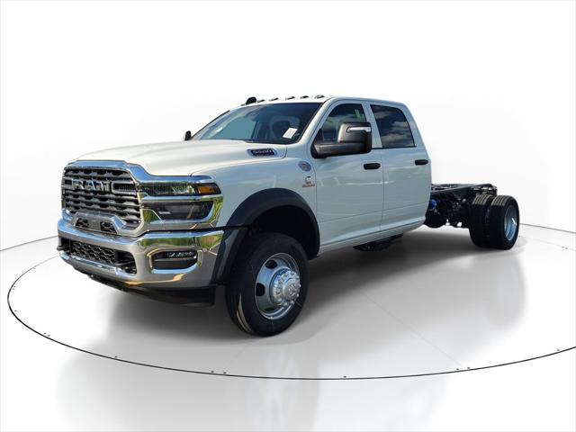2026 RAM 5500 Chassis RAM 5500 TRADESMAN CHASSIS CREW CAB 4X4 84 CA