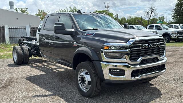2026 RAM Ram 5500 Chassis Cab RAM 5500 TRADESMAN CHASSIS CREW CAB 4X4 84 CA