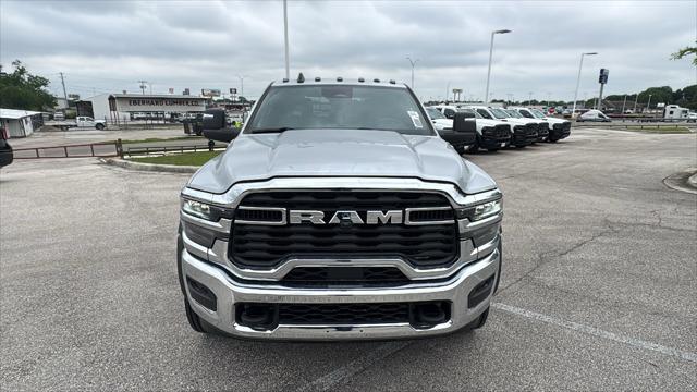 2026 RAM Ram 5500 Chassis Cab RAM 5500 TRADESMAN CHASSIS CREW CAB 4X4 84 CA