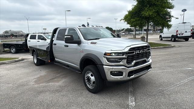 2026 RAM Ram 5500 Chassis Cab RAM 5500 TRADESMAN CHASSIS CREW CAB 4X4 84 CA