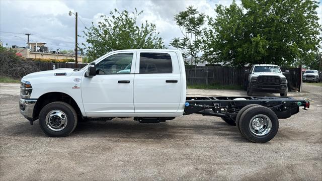 2026 RAM Ram 3500 Chassis Cab RAM 3500 TRADESMAN CREW CAB CHASSIS 4X4 60 CA