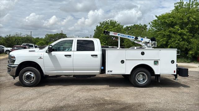 2026 RAM Ram 3500 Chassis Cab RAM 3500 TRADESMAN CREW CAB CHASSIS 4X4 60 CA
