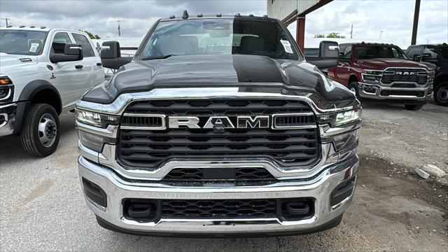 2026 RAM Ram 3500 Chassis Cab RAM 3500 TRADESMAN CREW CAB CHASSIS 4X4 60 CA