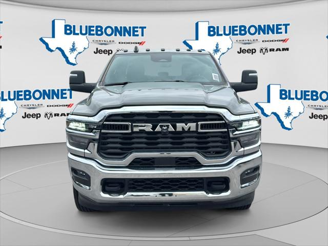 2026 RAM 3500 Chassis RAM 3500 TRADESMAN CREW CAB CHASSIS 4X4 60 CA