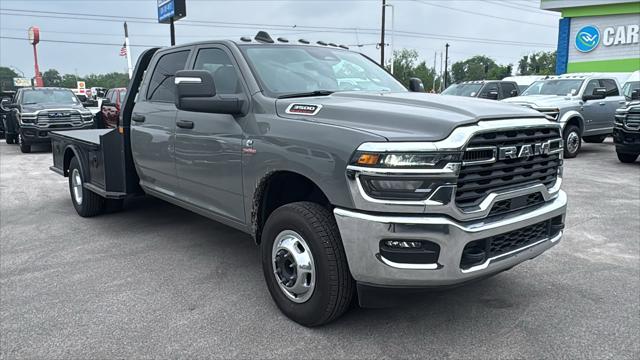 2026 RAM Ram 3500 Chassis Cab RAM 3500 TRADESMAN CREW CAB CHASSIS 4X4 60 CA