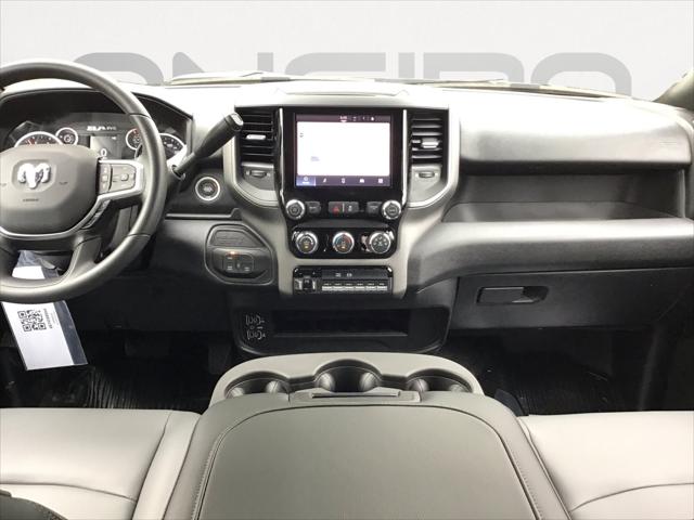 2026 RAM Ram 3500 Chassis Cab RAM 3500 TRADESMAN CREW CAB CHASSIS 4X4 60 CA