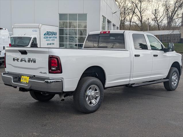 2026 RAM Ram 3500 RAM 3500 TRADESMAN CREW CAB 4X4 8 BOX