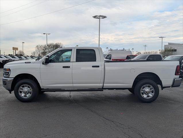 2026 RAM Ram 3500 RAM 3500 TRADESMAN CREW CAB 4X4 8 BOX
