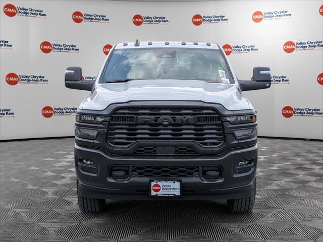 2026 RAM Ram 3500 RAM 3500 TRADESMAN CREW CAB 4X4 64 BOX
