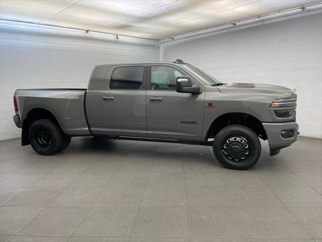2026 RAM Ram 3500 RAM 3500 LARAMIE MEGA CAB 4X4 64 BOX
