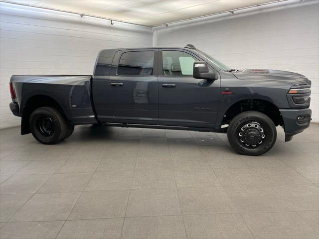 2026 RAM Ram 3500 RAM 3500 LARAMIE MEGA CAB 4X4 64 BOX