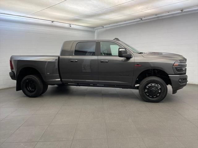 2026 RAM Ram 3500 RAM 3500 LARAMIE MEGA CAB 4X4 64 BOX 2026 RAM Ram 3500 RAM 3500 LARAMIE MEGA CAB 4X4 64 BOX