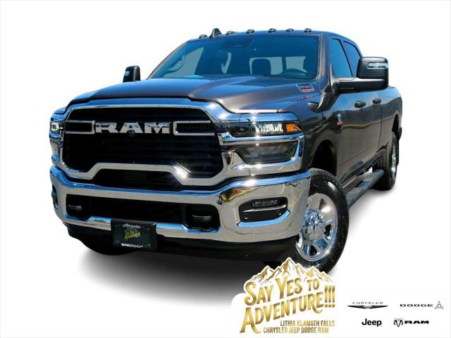 2026 RAM Ram 3500 RAM 3500 TRADESMAN CREW CAB 4X4 8 BOX