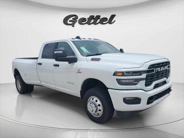 2026 RAM 3500 RAM 3500 BIG HORN CREW CAB 4X4 8 BOX