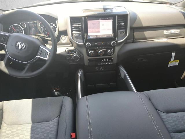 2026 Ram 1500 Lone Star Crew Cab 4x4 57 Box