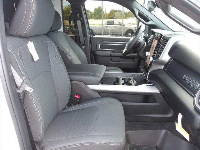 2026 Ram 3500 Big Horn Crew Cab 4x4 8' Box