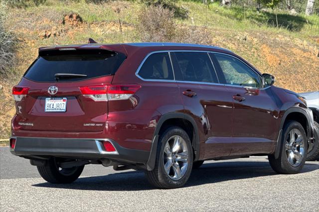 2019 Toyota Highlander Limited Platinum
