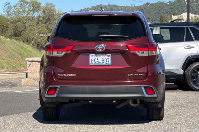 2019 Toyota Highlander Limited Platinum