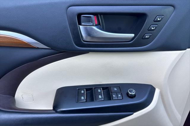 2019 Toyota Highlander Limited Platinum